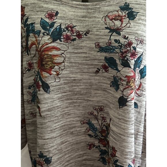 EST. 1846 18/20W Floral Print Heather Gray 3/4 Sleeve Tunic Top Bell Sleeves - Picture 2 of 9